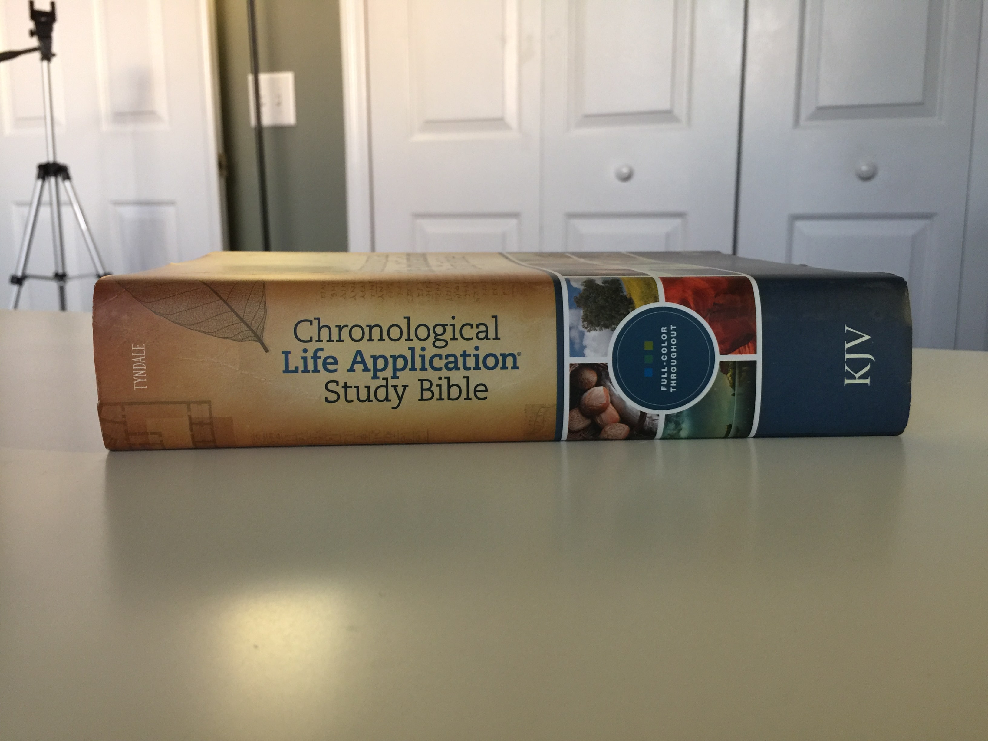 tyndale-chronological-life-application-study-bible-kjv-review-bible